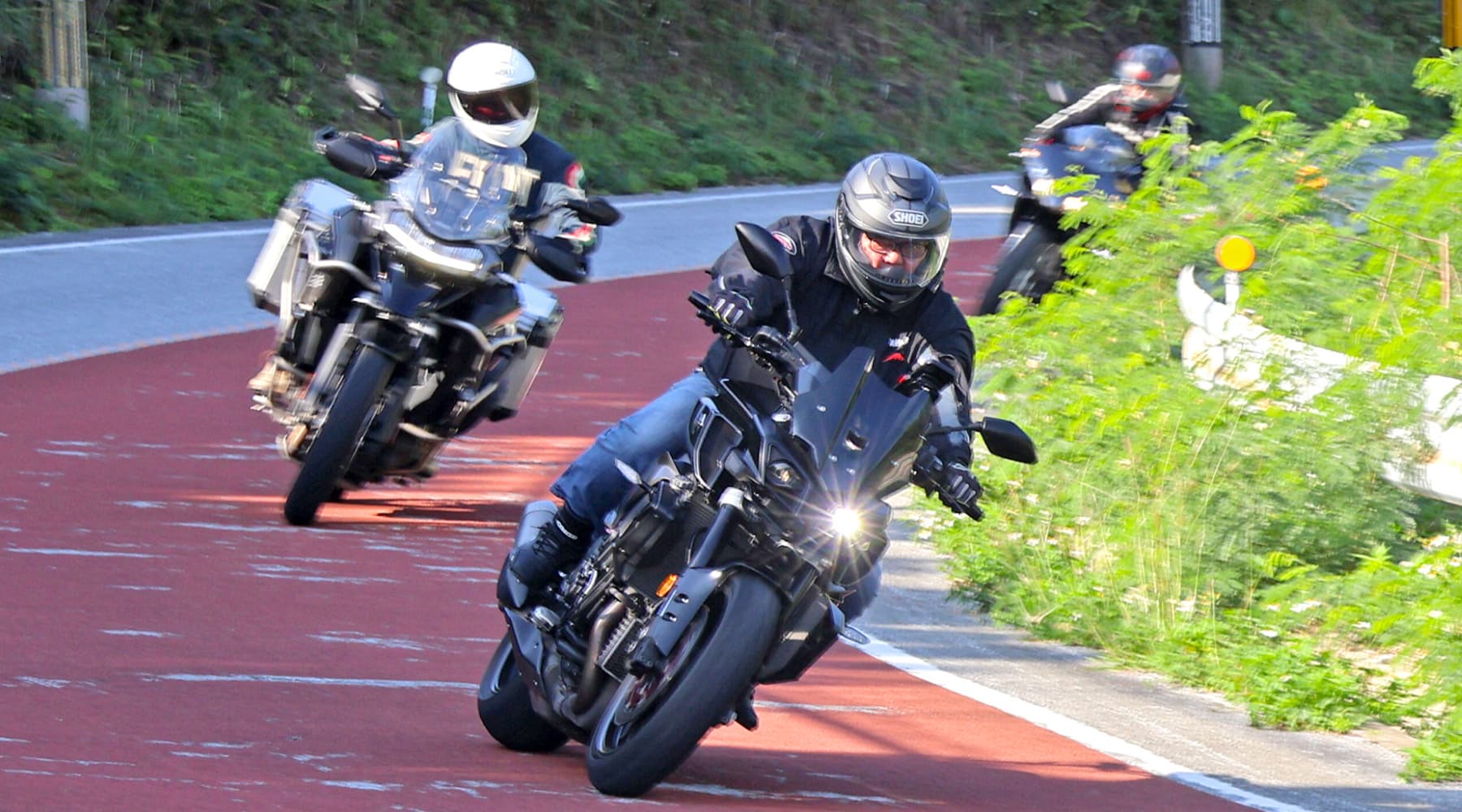 ツーリング イメージ写真